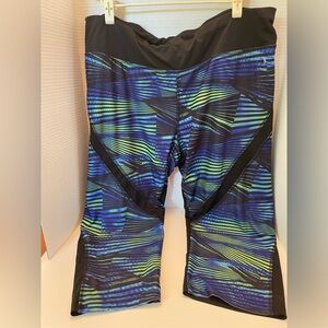 Danskin Now Capri Leggings -Size 2X